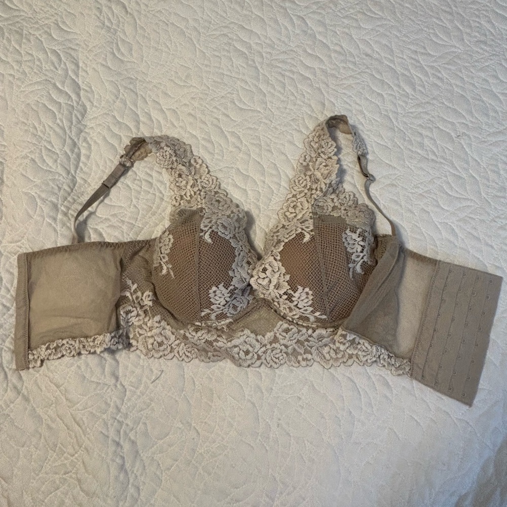 Intimissimi lace balconette Bra size 34C